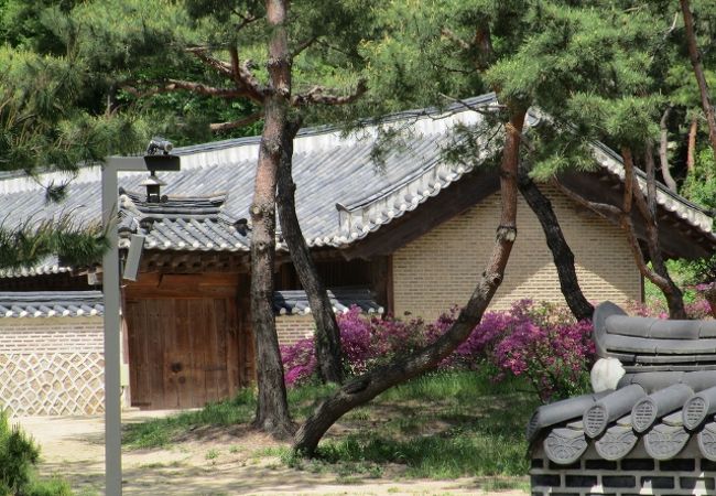 儀豊閣　昌徳宮　祭祀道具などを保管する倉庫