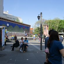 観光案内所がある南仁寺ノリマダン広場