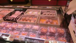 ホットドッグで小腹を満たした