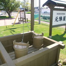 外にはこんなものも…。