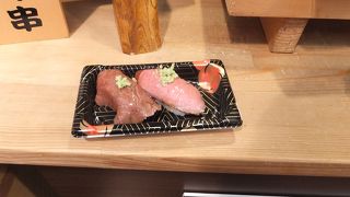 氷見市の「ひみ番屋街」にあります 