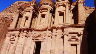 苦労して登る価値あり！