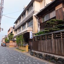 ジャズが流れる海辺のお宿　浜千代館