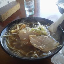 しょうゆラーメン