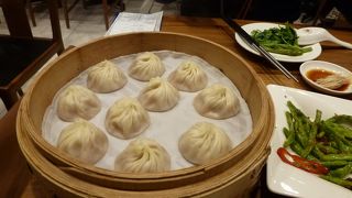 熱々の小籠包が美味しいです