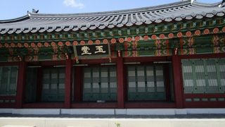 玉堂（オクタン）　昌徳宮・歴史や経典について議論した場所