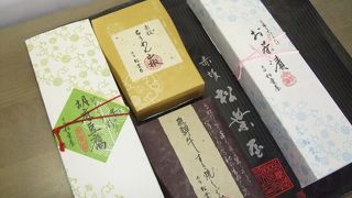 牛肉のしぐれ煮、お茶漬け、胡麻豆腐など、ご飯の友がたくさん