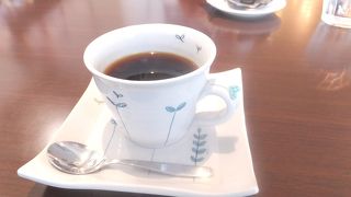 一杯ずつ煎れてくれるコーヒーが美味しい