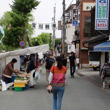 風情を感じる朝市