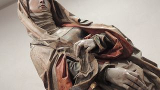 二階のリーメンシュナイダーの部屋は見応えがある