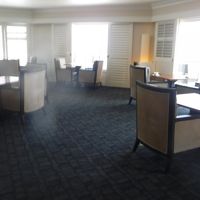 プレミアラウンジ。景色も楽しめます。