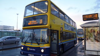 ２階建てが走っています