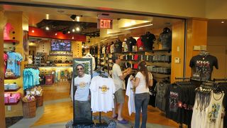 Tシャツ3枚で帽子プレゼント