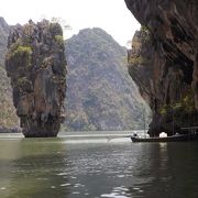 タイのプーケット島　(11)　ジェームズボンド島を見学