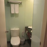 扉を開けるとトイレ