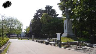 都会の中のゆとり空間