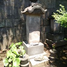 ヒュースケンの墓