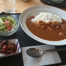 ランチのカレーライスです