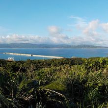 灯台から西表島上原方面です。