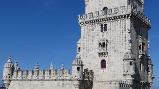 テージョ川河口を見張る要塞・・・