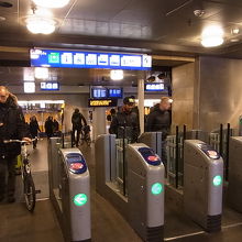 こんなのあったらグローバルパスじゃ通れないって思うだろうよ。