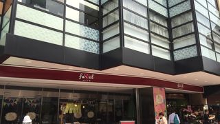 踏切近くで4階建て