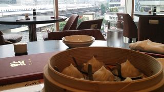 銀座過門香の系列店は、人を連れて行くのに間違いがない。