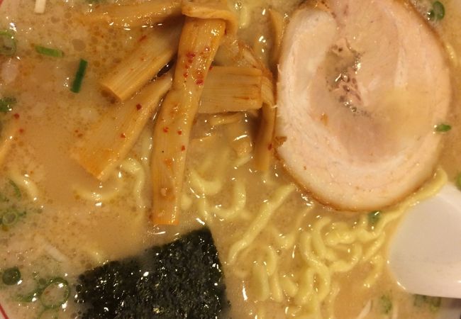 ガッツリ系豚骨ラーメン