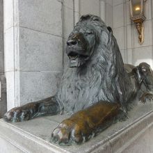 ライオン像