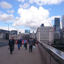 ロンドン橋上から