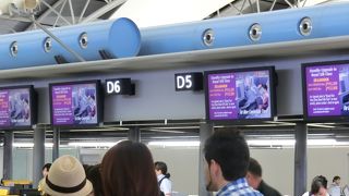 外国人が増えて混んでます