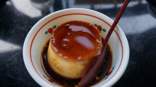 ほろ苦いプリンがおいしい