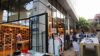 5dollar (三清洞本店) 　メインストリートにあります