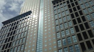 首相官邸より目立つ