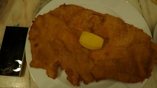 シュテファン寺院近くのカフェ