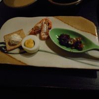 夕食、先附のほかに諏訪湖特産の珍味４種、鯉の肝など