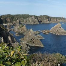 パノラマモードで撮影。山口県青海島と似ているが規模は小さめ