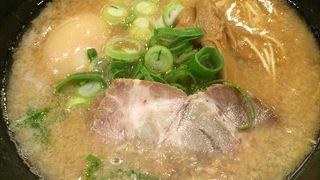 ちゃーしゅーめんです。このちゃーしゅー、とても柔らかくて、おすすめの一品です