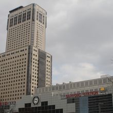 サッポロの中央駅は存在感がありました。