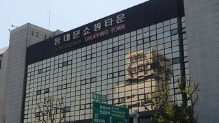 東大門市場でございます