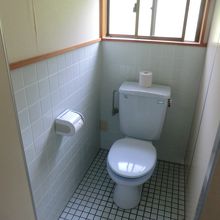 トイレです。ウォシュレットはありません。