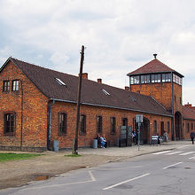 アンネフランクは2か月ほどビルケナウに居ました