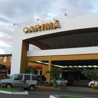 オーナーの趣味でしょうか、雑多なコレクションが飾られてました