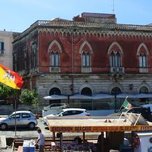 ヴェネチア風建物