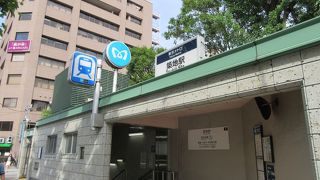 すぐそこは築地本願寺です