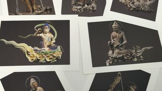 今回は90分待ち。まだまだ人気の鳳凰堂。