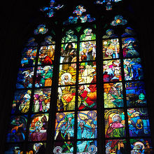 ミュシャのステンドグラスが有名なのだそうです。