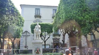 ソレント生まれの詩人・タッソー