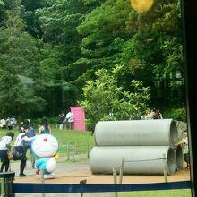 ドラえもんと土管公園