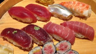 築地まぐろつくしがおすすめです。